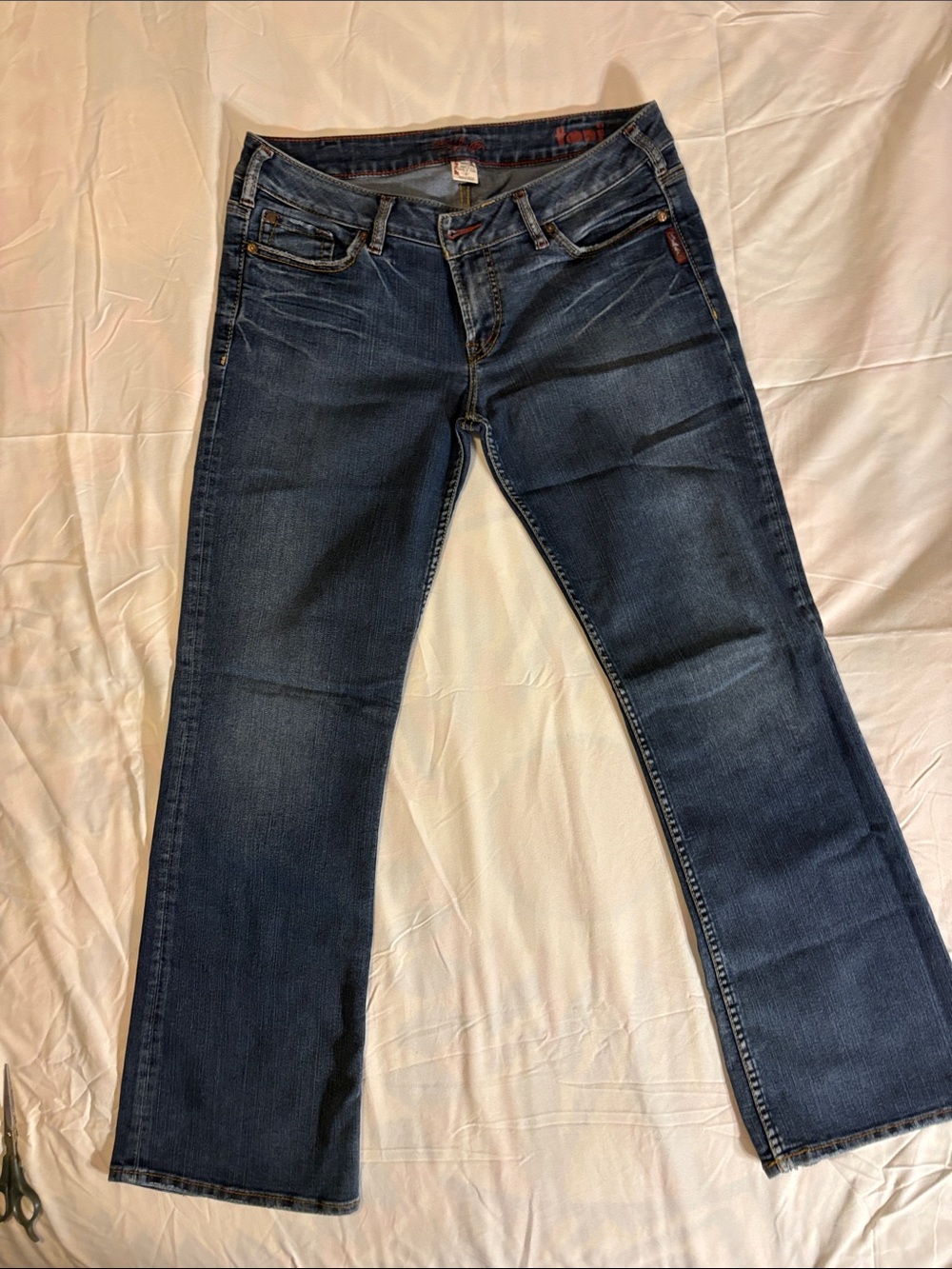 Silver Jeans Women’s Dark Blue Boot-Cut Jeans